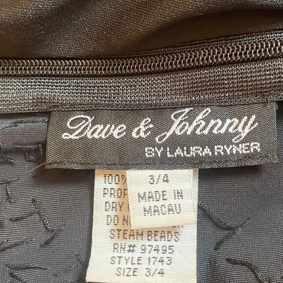 DAVE & JOHNNY Vintage Y2K Glam low back rhinestone black velvet dress, size 4. - Picture 9 of 9